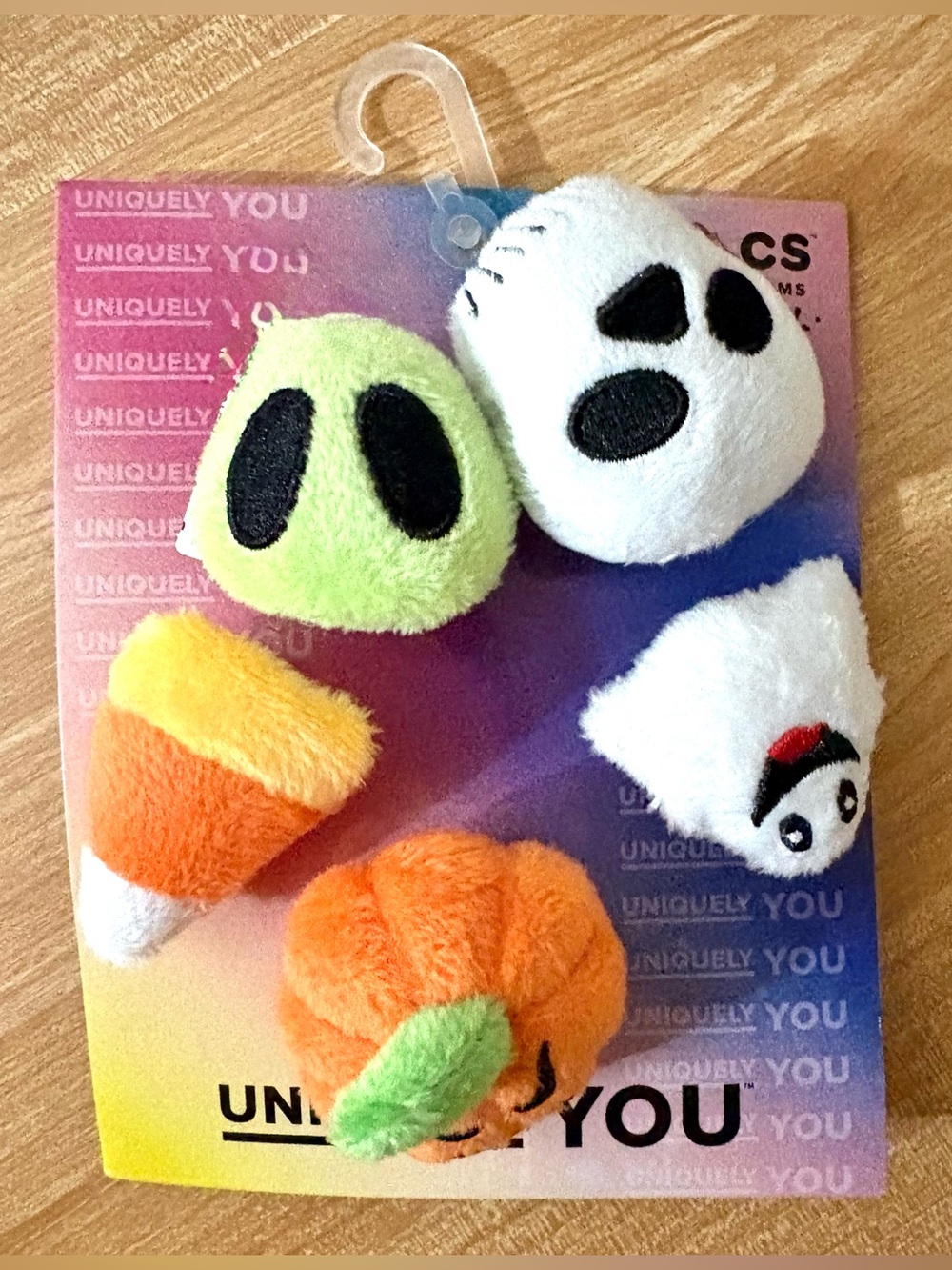 Crocs 5 Pk Jibbitz Halloween 3D Plush Charms Ghost, Alien, Candy Corn, Pumpkin
